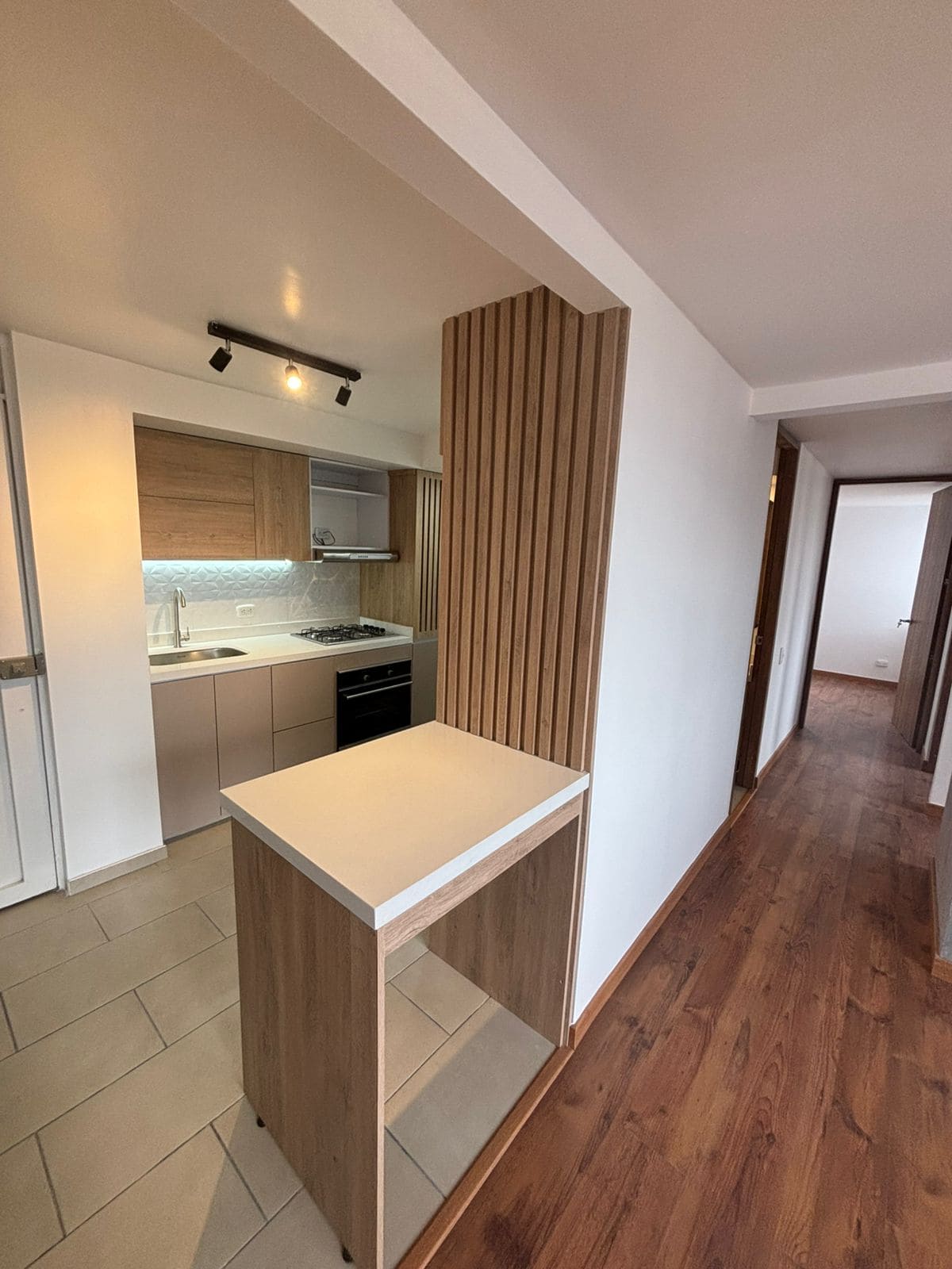 WhatsApp Image 2025-01-13 at 15.16.18 (4) (1)